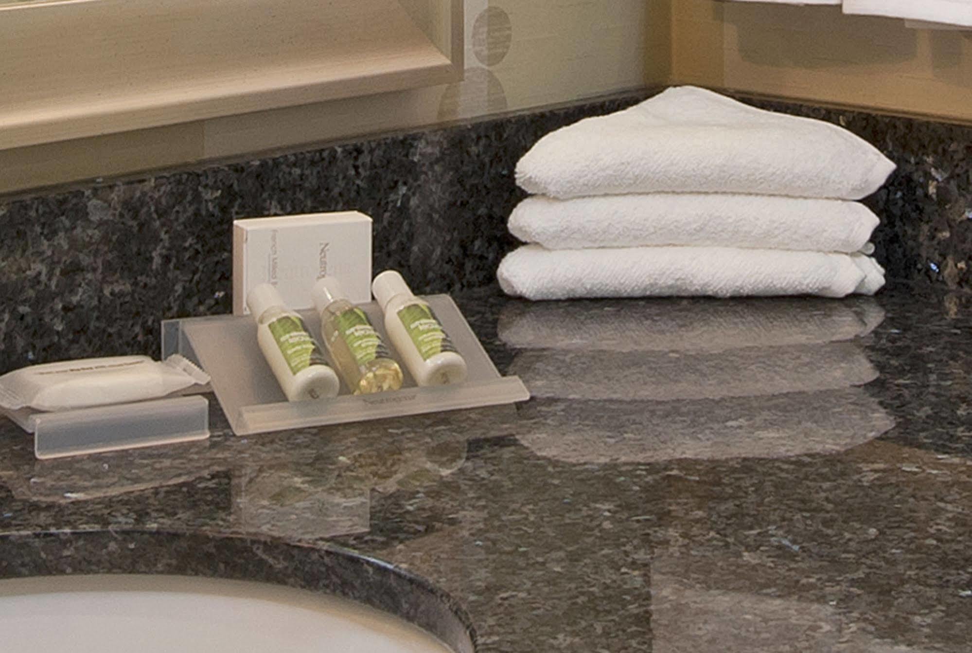 Hilton Garden Inn Ft Worth Alliance Airport Roanoke Exteriör bild